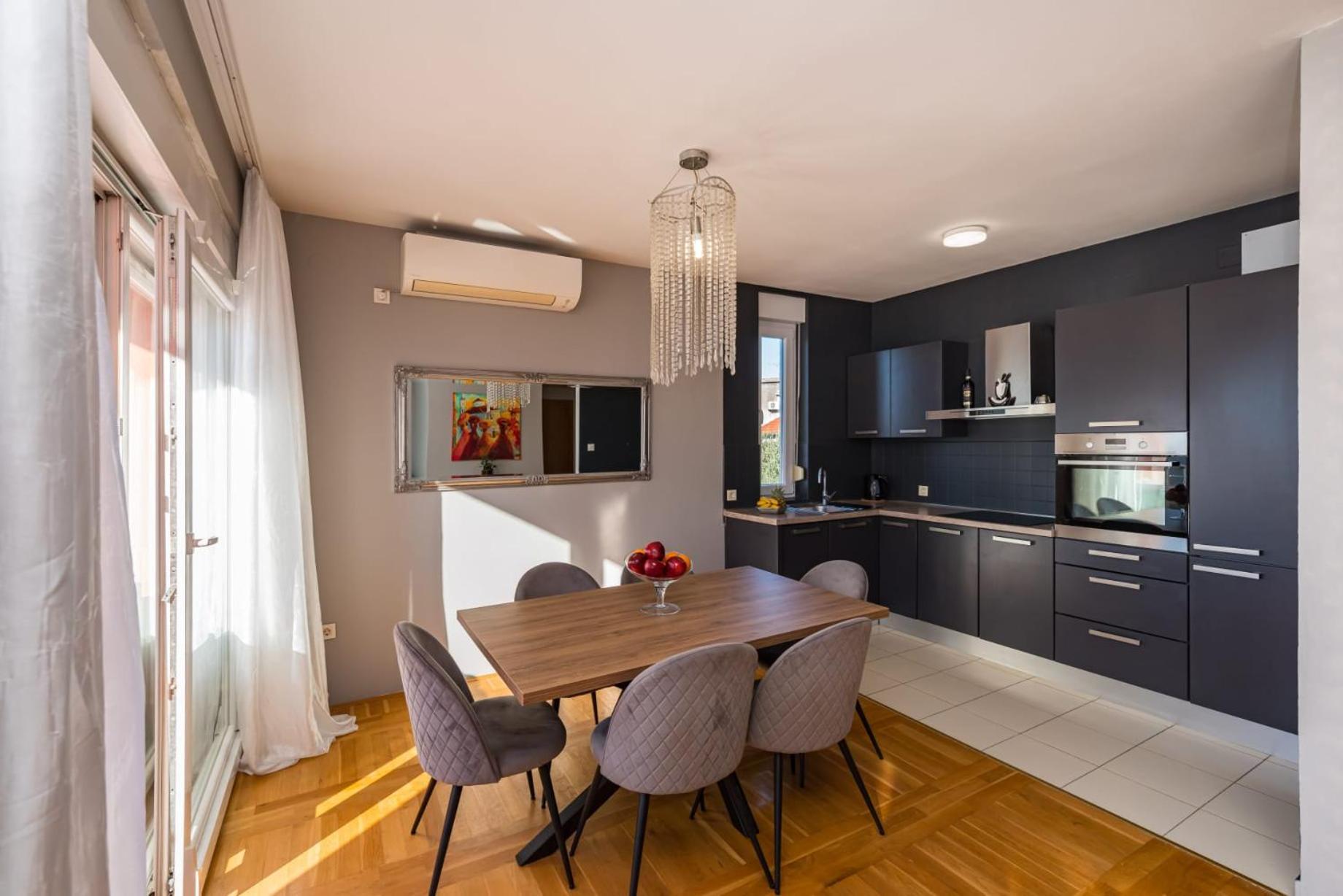 Apartment Haja